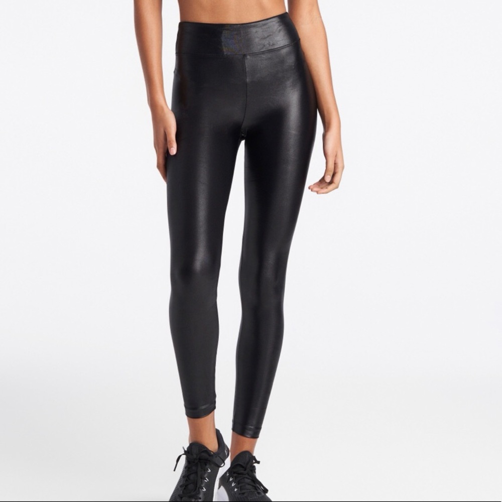 Koral High-Rise Lustrous Legging - Black - Sm